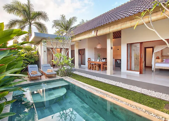 Saudara Villas * スミニャック