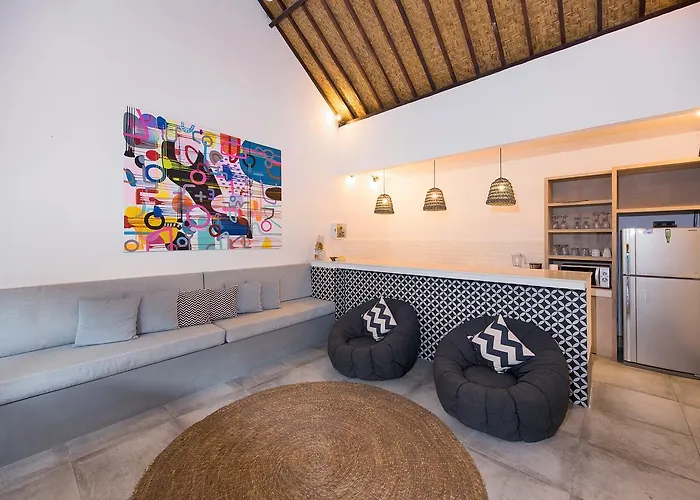 Saudara Villas ヴィラ スミニャック