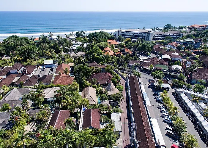Saudara Villas ヴィラ *